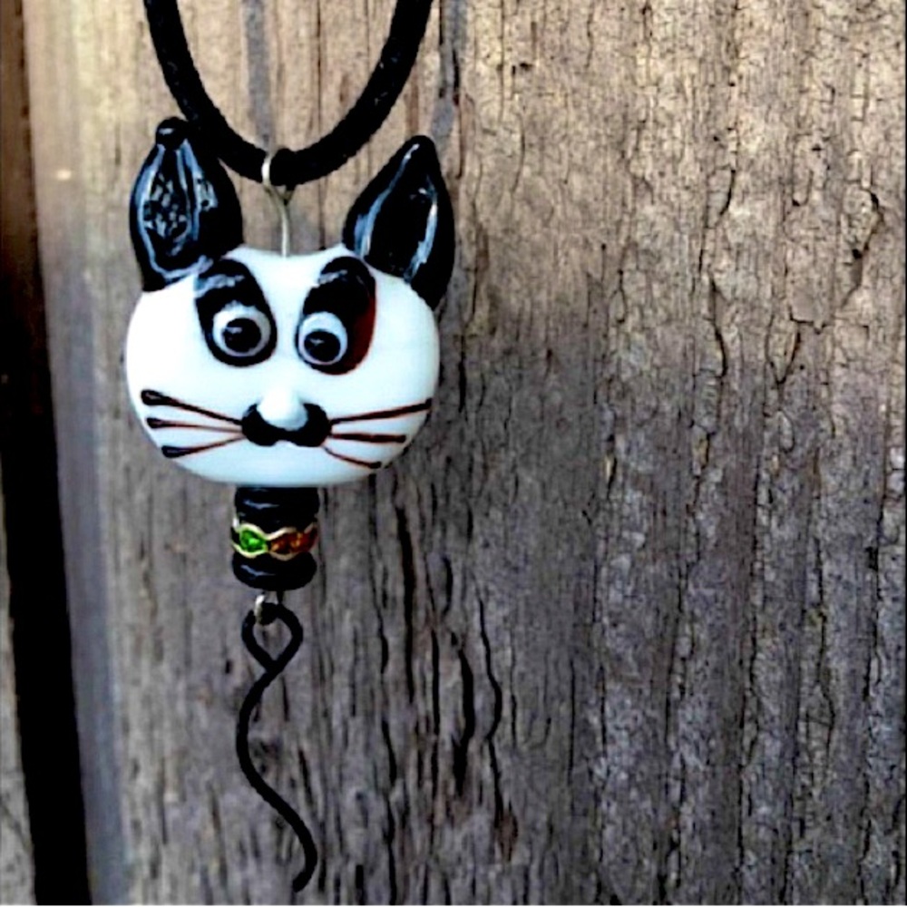 NECKLACE Cat Lover Tail Moves Handmade Glass Black White Colorful Crystals